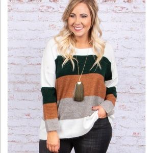 (Plus size) striped sweater